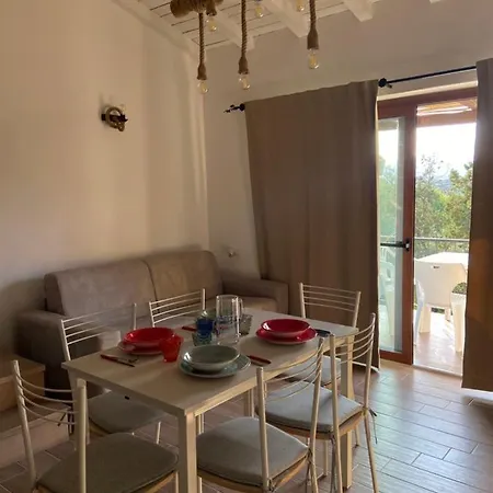 شقة Portorotondo Petralana